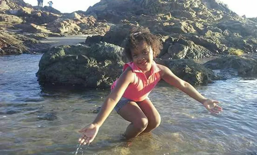 “Tiraram minha vida”, diz pai um ano após ver filha morta pela PM em São Caetano