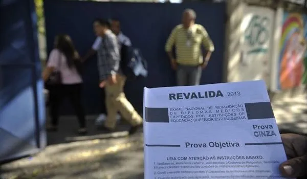 Após ser adiada por conta da pandemia, prova teórica do Revalida será aplicada em dezembro