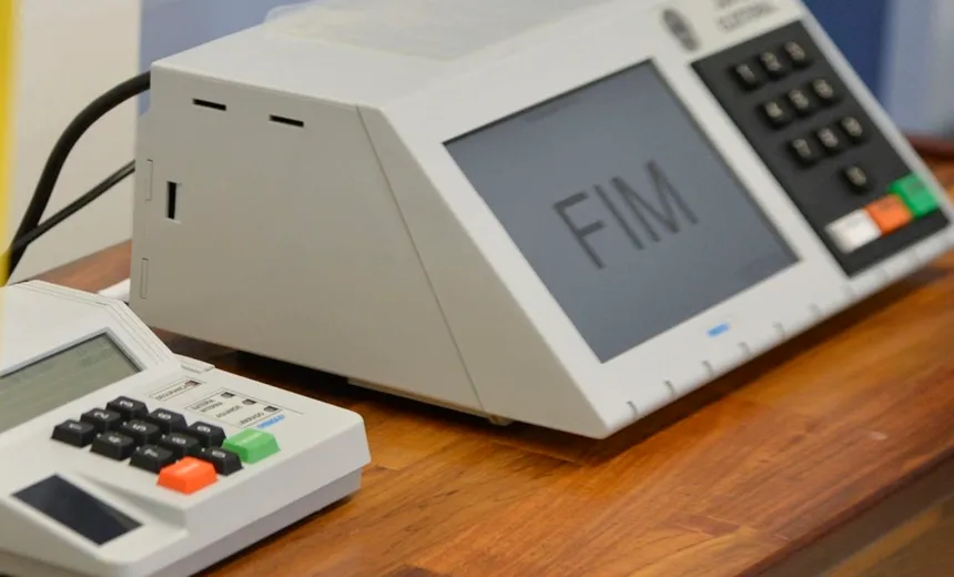 Trinta e cinco urnas apresentaram problemas na Bahia; onze foram substituídas