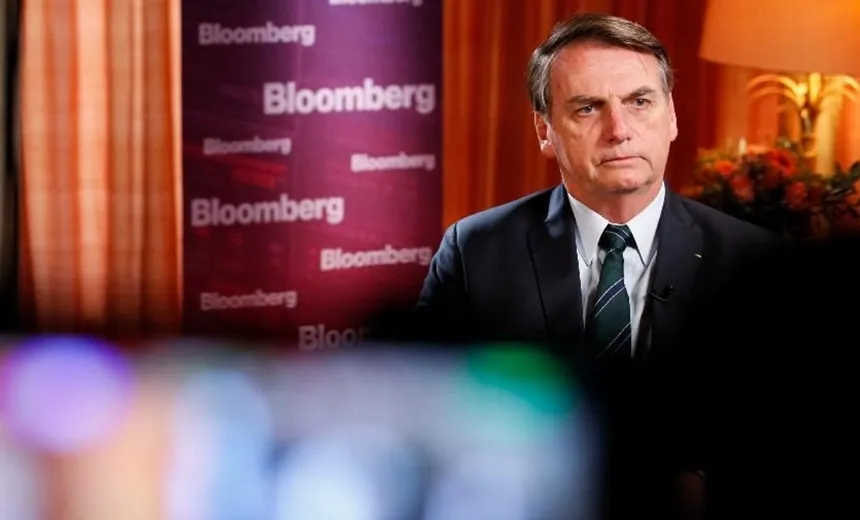 “Se for provado que o Flávio errou, ele pagará o preço”, diz Bolsonaro