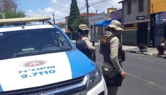 Homem é preso em flagrante por agredir companheira com tapas e socos 