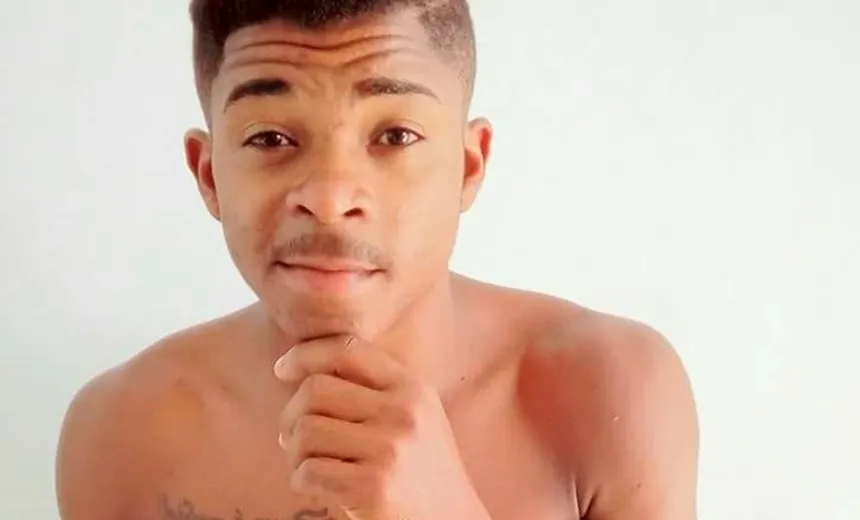 “Pé de Acerola”: conheça o jovem baiano autor do hit que já conquistou Whinderson