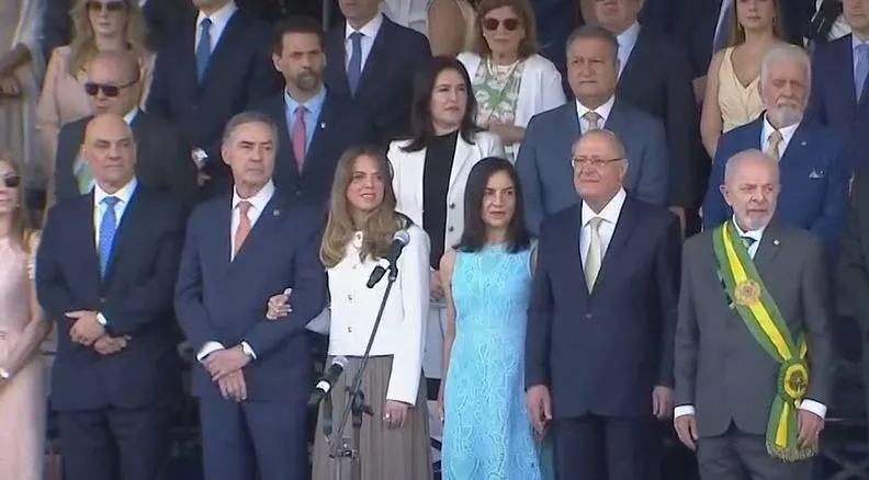 Lula participa do Desfile de 7 de Setembro ao lado de Alexandre de Moraes