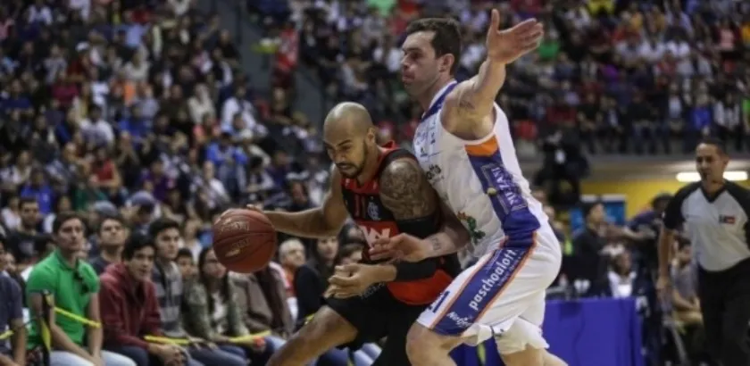 Flamengo atropela Bauru e é tetracampeão nacional de basquete