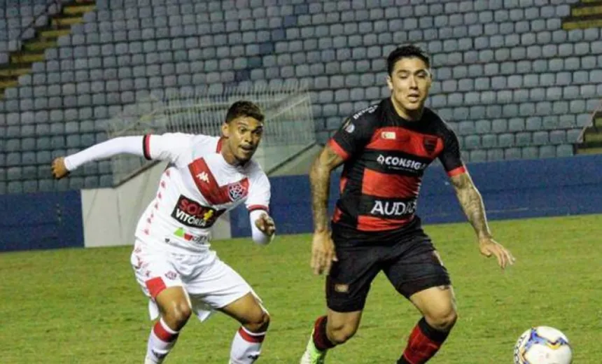 Crise sem fim! Oeste vence na Arena Barueri e afunda o Vitória na lanterna da Série B