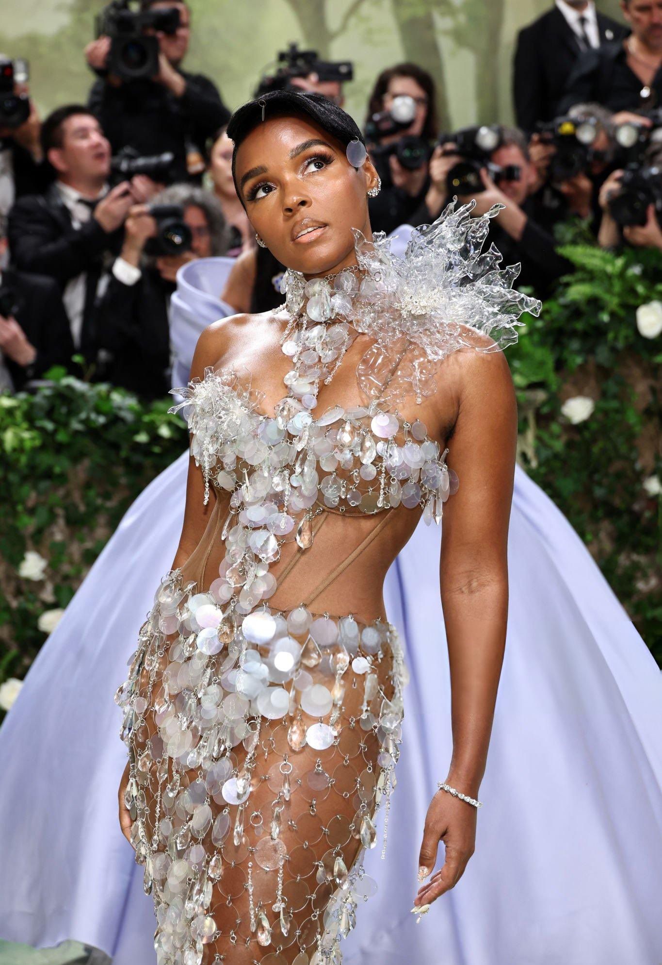 Janelle Monáe no Met Gala 2024. | Foto: Redes Sociais/@2015smetgala
