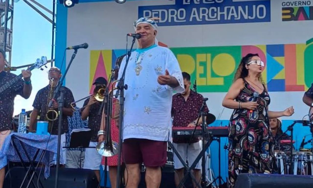 Gerônimo, ícone do axé, segue fiel às raízes que marcaram sua trajetória. | Foto: Rede Sociais