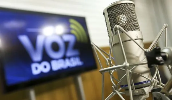 Voz do Brasil voltará a ter horário fixo, decide STF; Corte atendeu a pedido da AGU