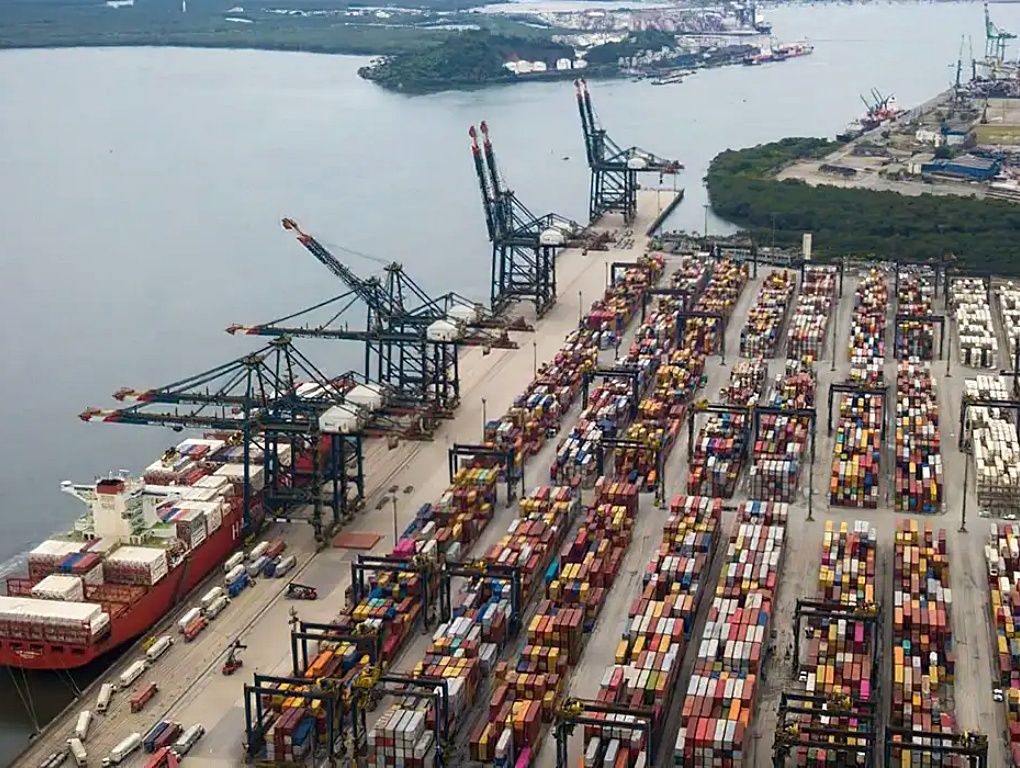 O tarifaço, a taxação na exportação de produtos brasileiros foi assinada nesta quarta-feiraFoto: Divulgação/Porto de Santos