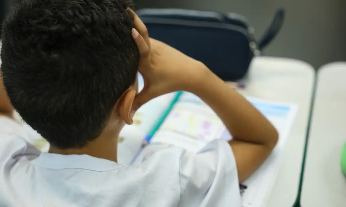 Atraso escolar no Brasil com distorção idade-série entre estudantes negros é quase o dobro em relação a brancos (15,2% e 8,1%, respectivamente). Foto: Tomaz Silva / Agência Brasil