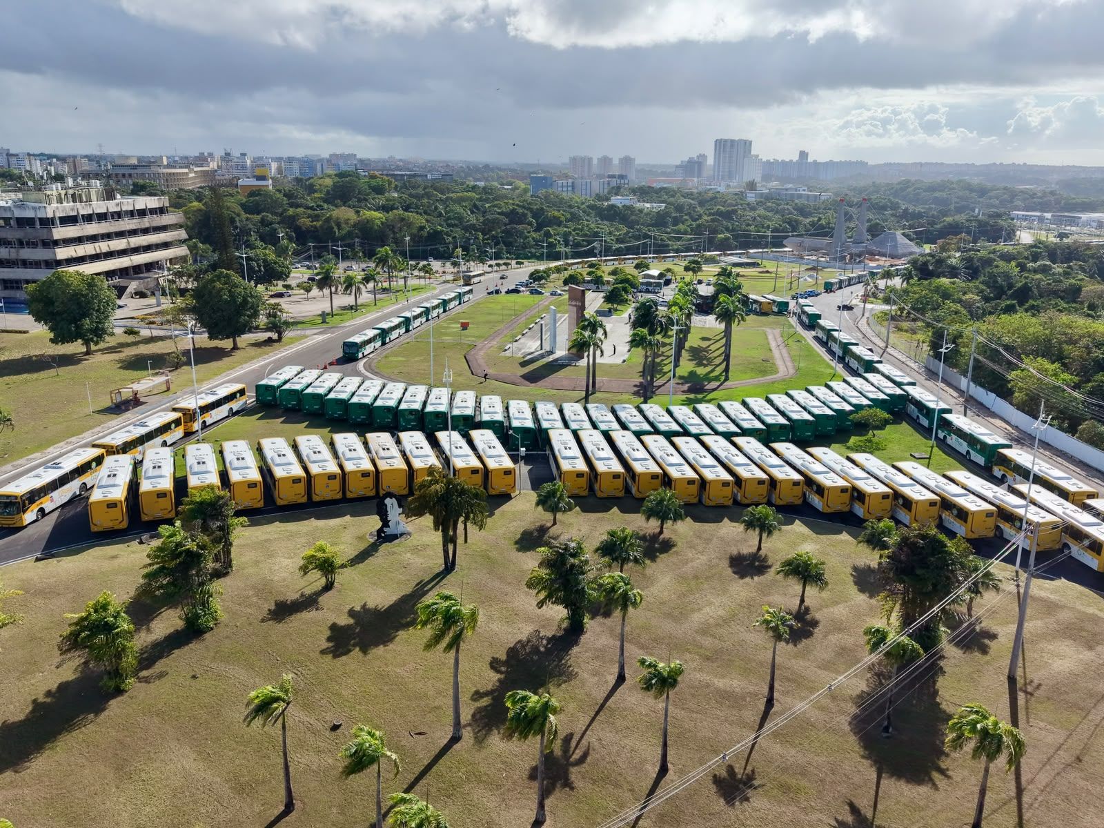 Novos &Ocirc;nibus Em Salvador
