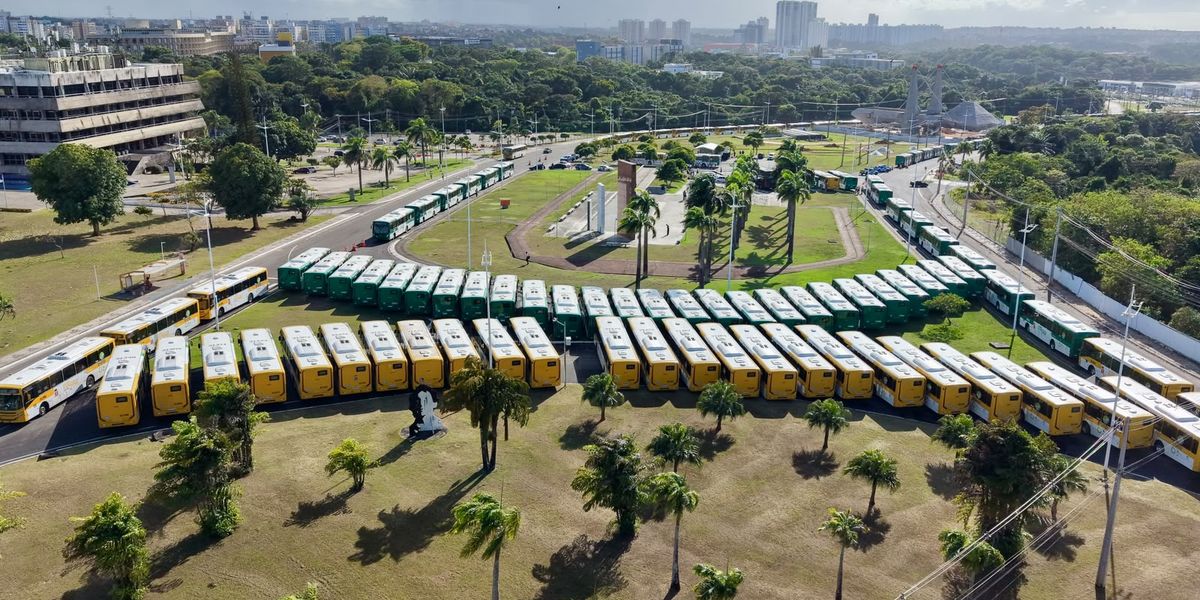Acordo prev&ecirc; entrada de 330 novos &ocirc;nibus no sistema de transporte coletivo de Salvador