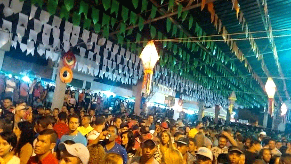 Justiça limita cachês de bandas no São João de cidade baiana após ação do MP