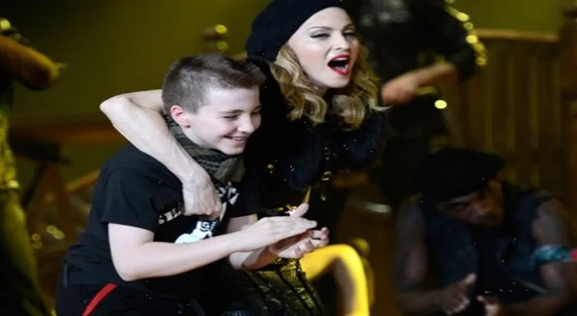 Filho de Madonna está “muito infeliz” e “farto” da mãe, diz site