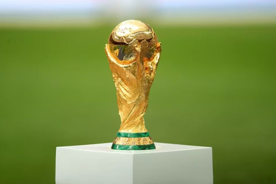 Trof&eacute;u Da Copa Do Mundo Fifa 02
