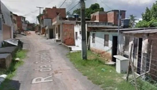 Homem é morto a tiros após ter casa invadida no bairro de Paripe