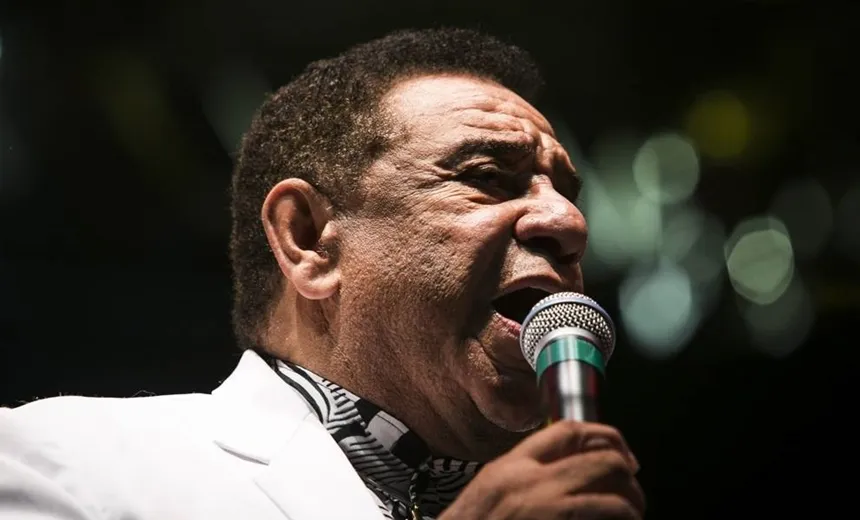 Irmãos proíbem Agnaldo Timóteo de ver filha e amigos, diz jornal