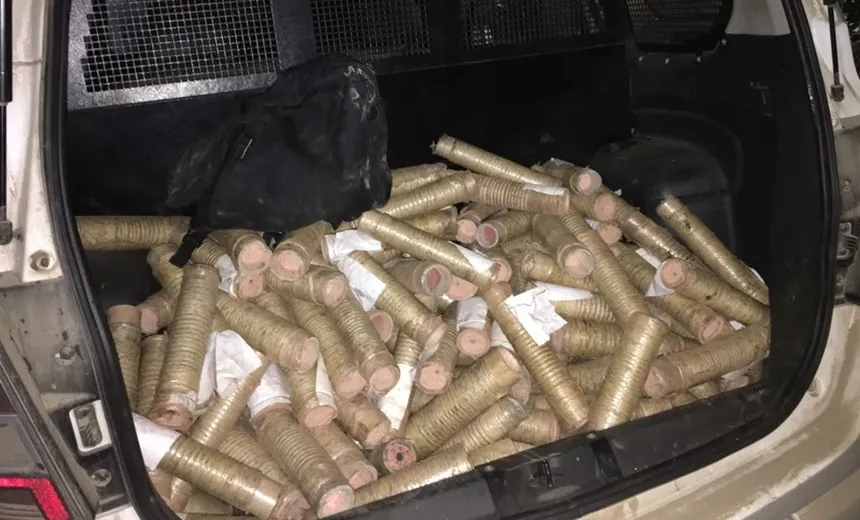 Mais de 160 ‘espadas’ são apreendidas em Muritiba e Bonfim de Feira