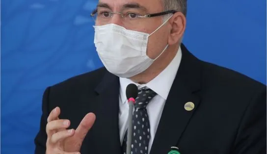 Governo promete antecipação de 15 milhões de doses da Pfizer até junho 