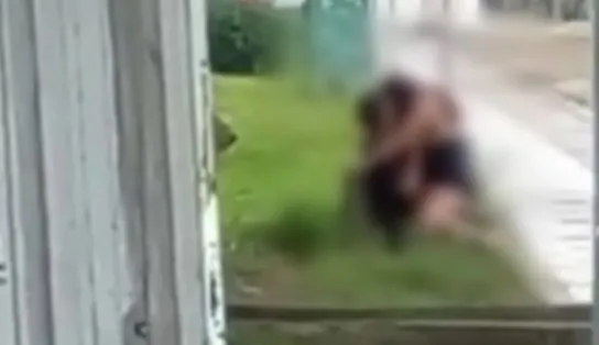 Casal é flagrado fazendo sexo em banco instalado em Orla e vídeo viraliza nas redes sociais 