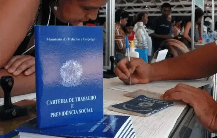 IBGE: Bahia fica entre os estados com maior queda na taxa de desocupação; Marcelo Camargo/Agência Brasil