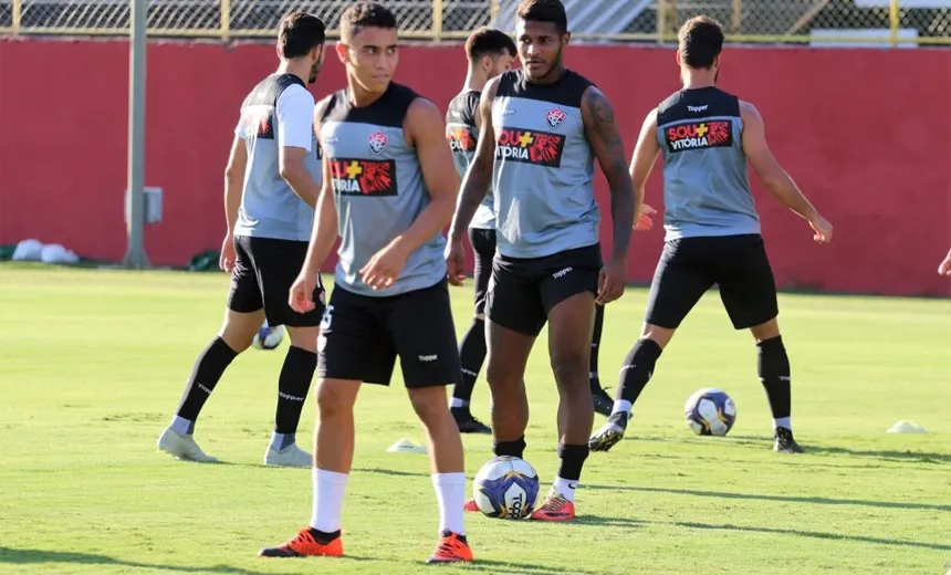 Pressionado, Vitória encara Ceará na tarde deste sábado pela Copa do Nordeste
