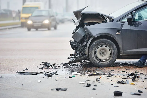Imagem de acidente de carro 