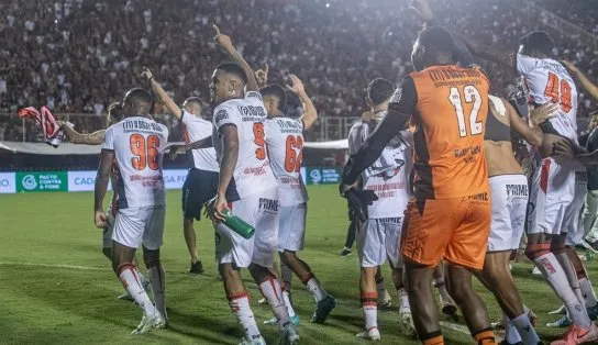Vitória tem ano de retomada, com título baiano e arrancada histórica na Série A