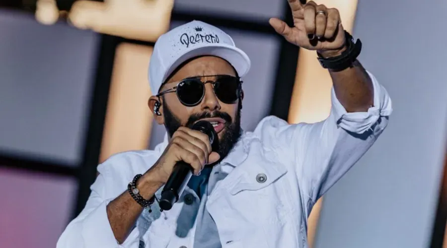 VÍDEO: Unha Pintada interrompe show na Bahia: 'dar uma cagad*'