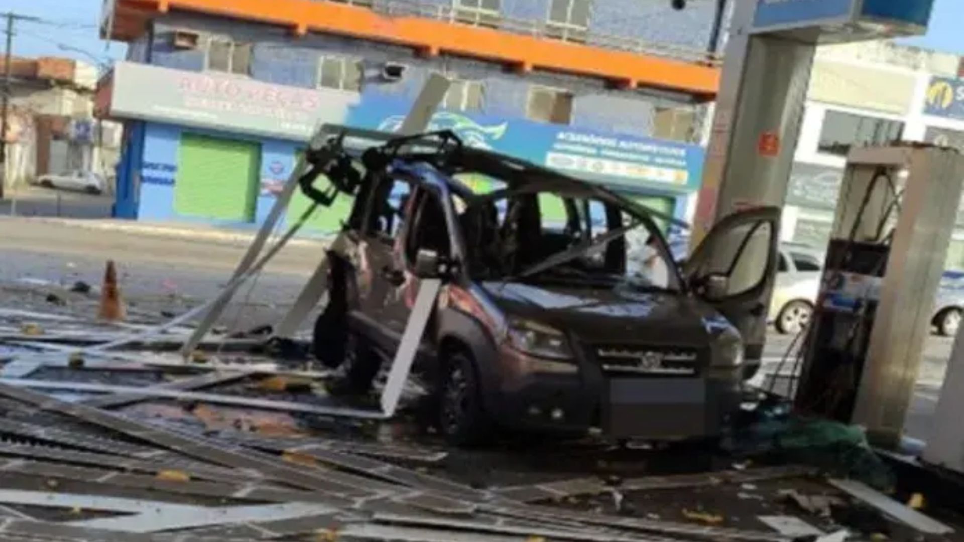 Carro explodiu em Camaçari, no ano passado, durante abastecimentoc om GNV | Foto: arquivo