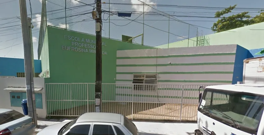A VIOLÊNCIA COMO ELA É: Secretaria de Educação remaneja escolas, ignora ‘guerra da droga’ e expõe estudantes na periferia de Salvador