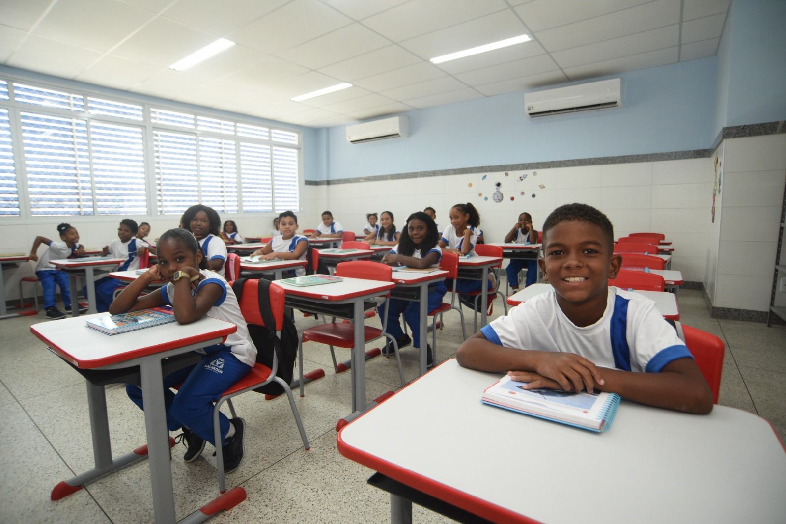 Alfabetiza&ccedil;&atilde;o Em Salvador Betto Jr Secom Pms
