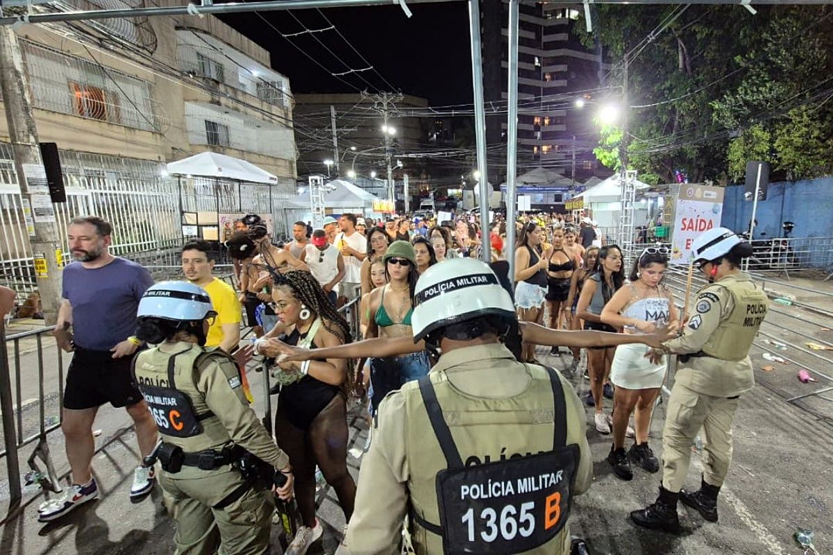 O secret&aacute;rio de Seguran&ccedil;a, Marcelo Werner, pregou cautela na ado&ccedil;&atilde;o de um novo circuito de Carnaval em Salvador, devido &agrave; limita&ccedil;&atilde;o das for&ccedil;as policiais na festa. Foto: SSP-BA
