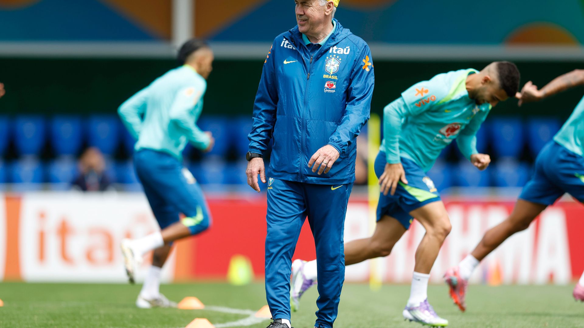 Carlo Ancelotti convocou o lateral esquerdo do Bahia, Luciano Juba, nesta segunda-feira (3) | Foto: Rafael Ribeiro/CBF