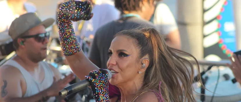 DONA DA FESTA: Ivete lidera ranking de aparições na televisão e de música mais executada no Carnaval