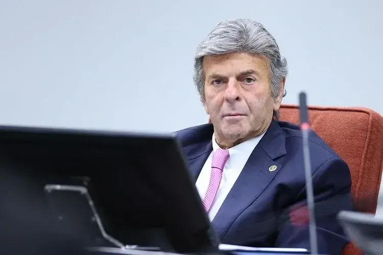 Luiz Fux pede para deixar Primeira Turma do STF