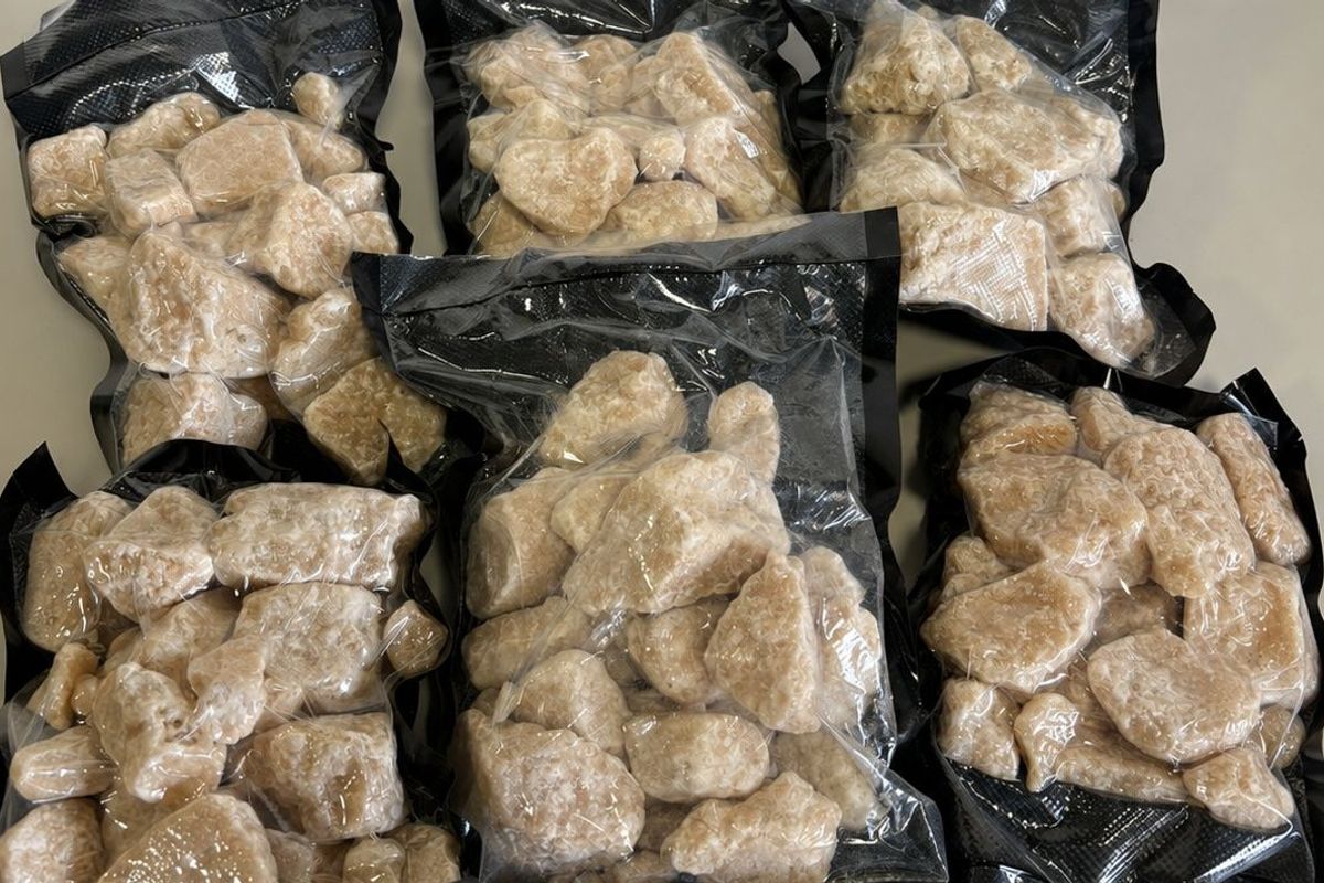 Subst&acirc;ncia utilizada na produ&ccedil;&atilde;o de ecstasy poderia movimentar cerca de R$ 2 milh&otilde;es. Foto: Divulga&ccedil;&atilde;o | SSP-BA