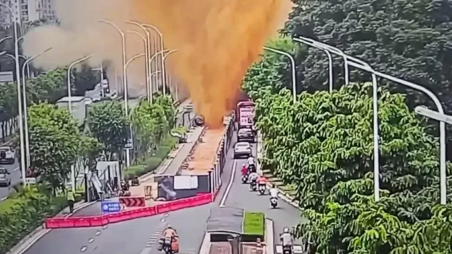 Tubulação explode e gera 'chuva de cocô' na China; veja vídeo