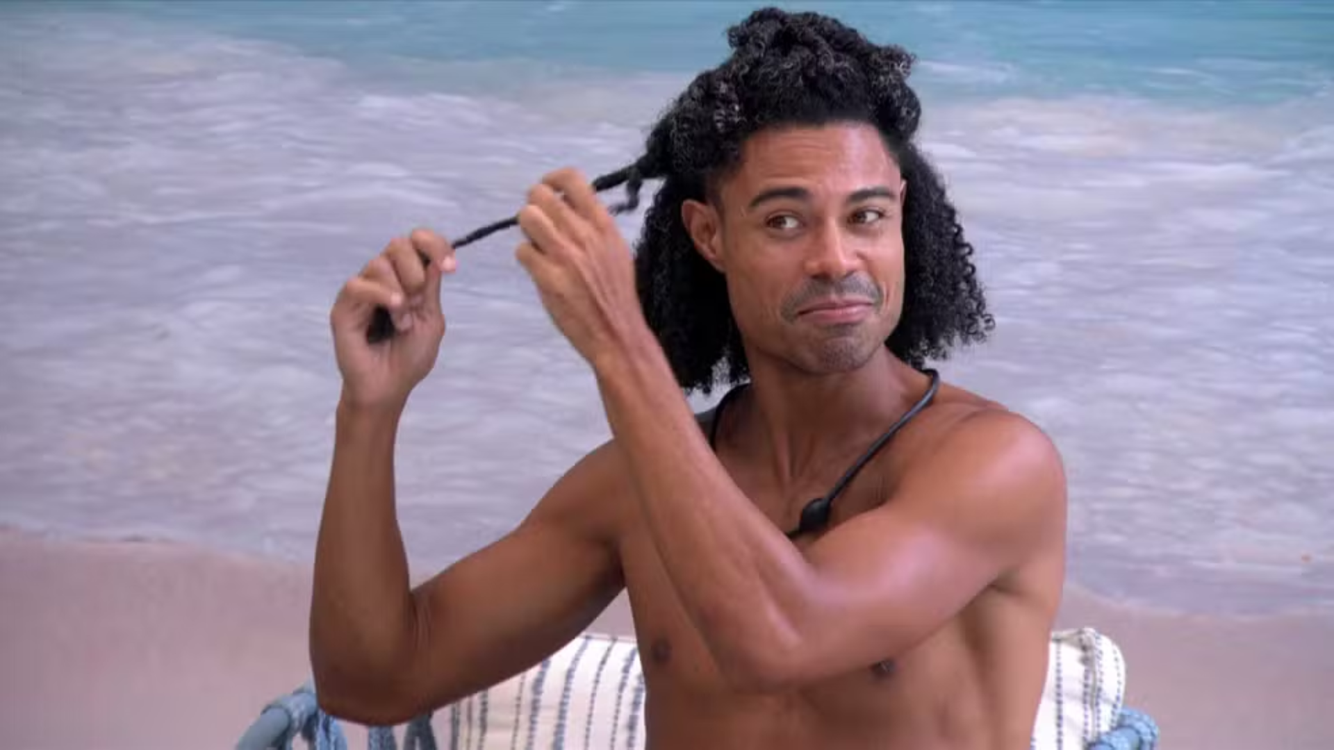 No BBB 26, Breno conta sobre a primeira vez que transou | Foto: Globo