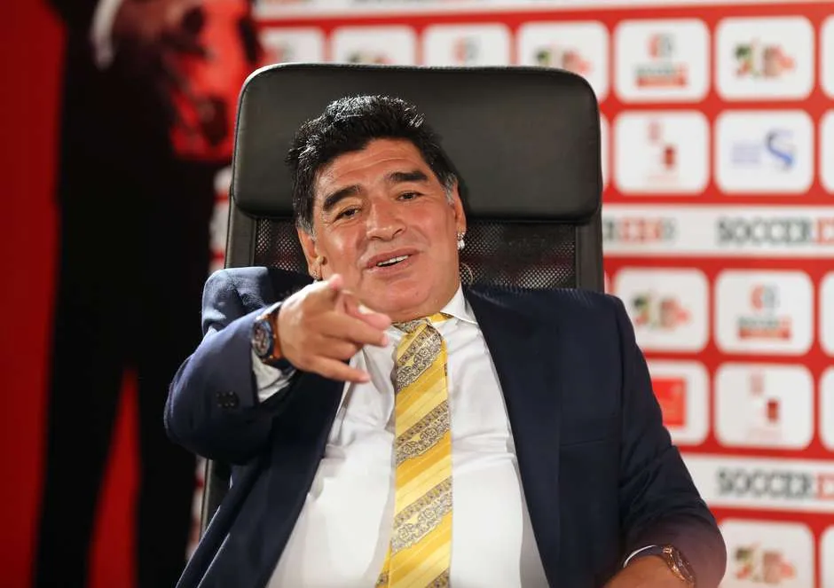 Maradona detona Blatter: “Fifa virou parque para corruptos”