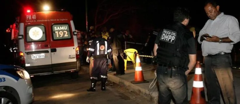 LUTO: Seguranças mortos em porta de show do Harmonia são enterrados com comoção e lágrimas
