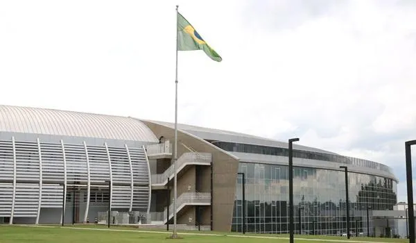 Sirius: acelerador de partículas brasileiro obtém imagens do novo coronavírus; vídeo