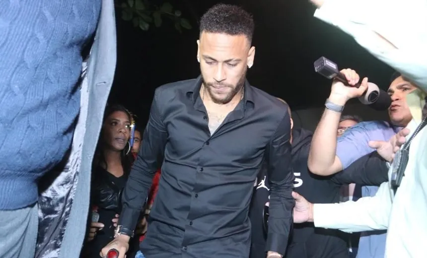 Antes de acusação, Neymar contou a amigo que teve problemas em encontro íntimo