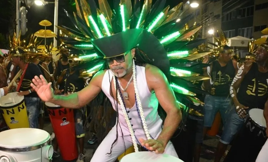SEM CACIQUE: &#8220;Vou me despedir do carnaval de rua em 2019&#8221;, anuncia Carlinhos Brown