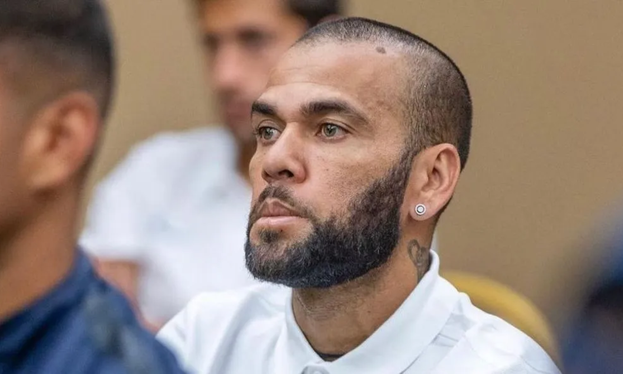 Daniel Alves tem bens bloqueados em ação judicial por dívida de R$ 7,7 mi.Foto: Reprodução
