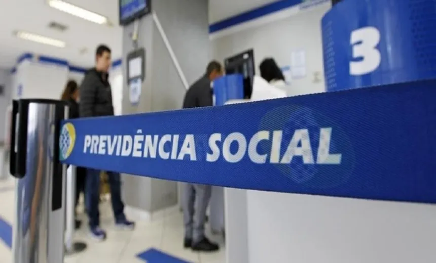 Atenção! Homens que se inscreverem até terça (12/11) no INSS terão 5 anos a menos pra se apresentar; entenda