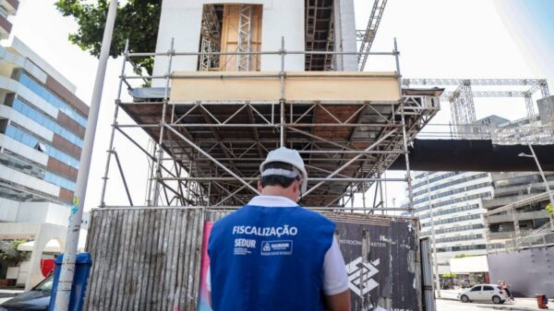 Pr&eacute;via da folia: Prefeitura realiza fiscaliza&ccedil;&atilde;o e servi&ccedil;os nos circuitos; Foto: Bruno Concha / PMS