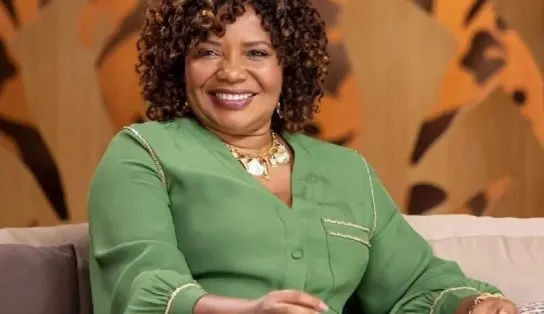 Revista acusa Margareth Menezes de dívida com a União; "matéria reforça criminalização do setor cultural", diz cantora