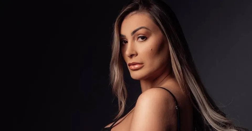 Andressa Urach diz ter recuperado R$ 2 milhões 'roubados' pela Igreja Universal: 'Levaram todo meu dinheiro'
