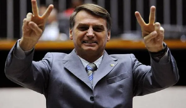 Bolsonaro anuncia saída do PSL e confirma criação de novo partido: "Aliança pelo Brasil"